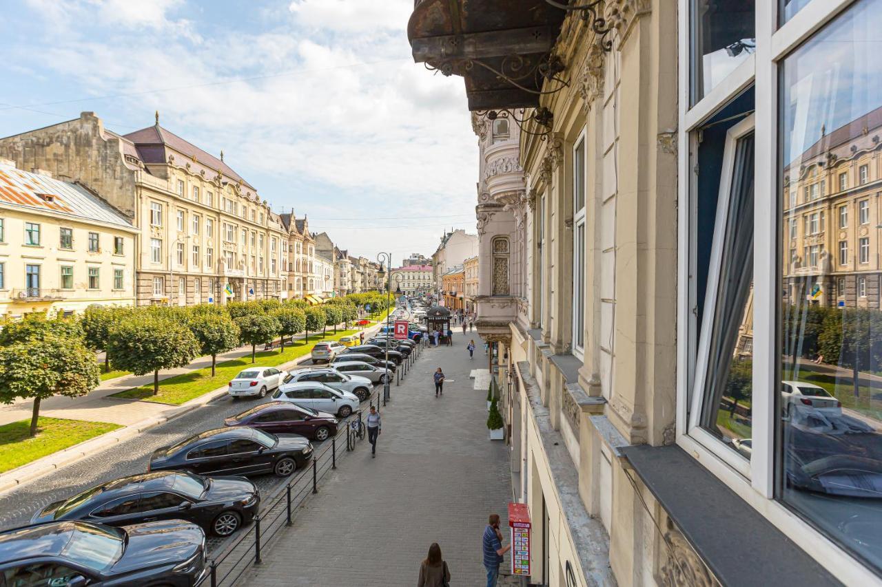 Центр На Вулиці Проспект Шевченка 12 Навпроти Макдональса З Балконом Apartment Лвив Екстериор снимка